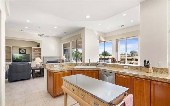 278 Loch Lomond Rd - Photo 7 of 31