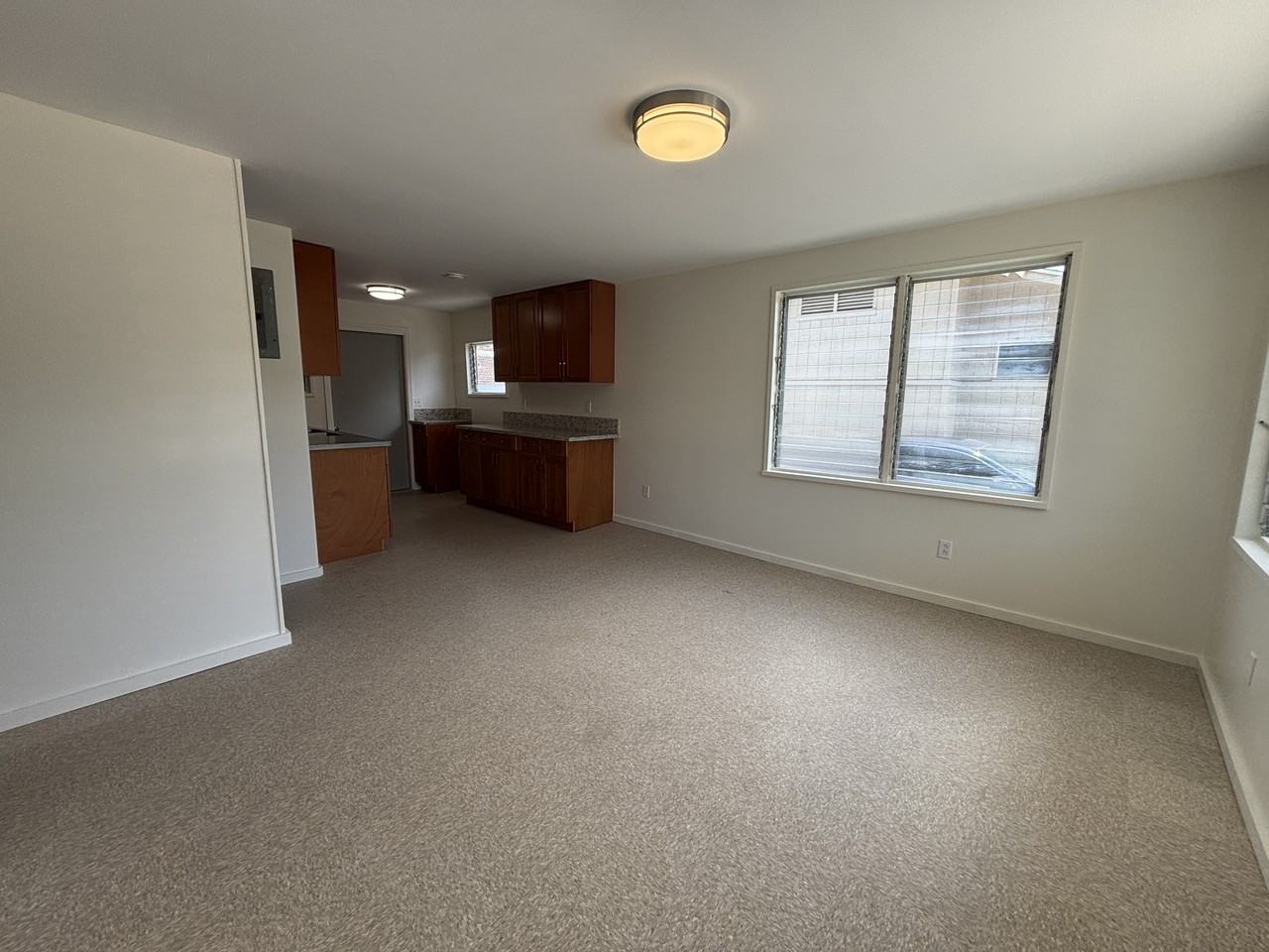 1039 Wong Lane - Photo 4 of 9