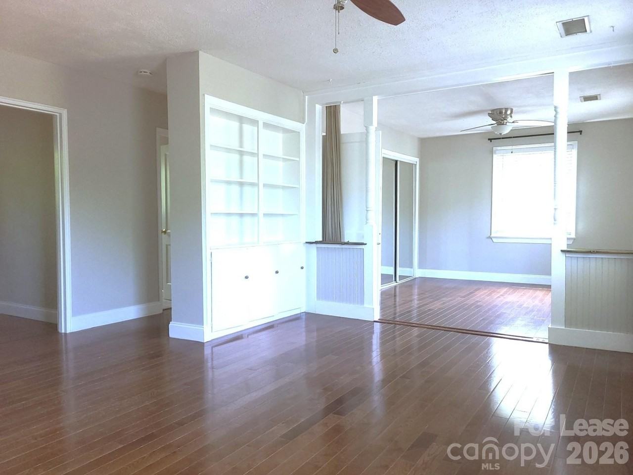 557 Wakefield Dr #D - Photo 4 of 11