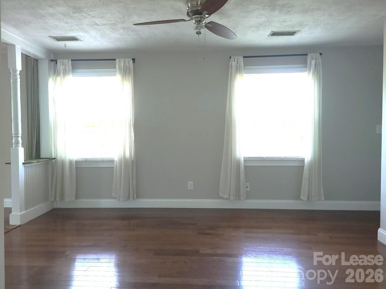 557 Wakefield Dr #D - Photo 5 of 11