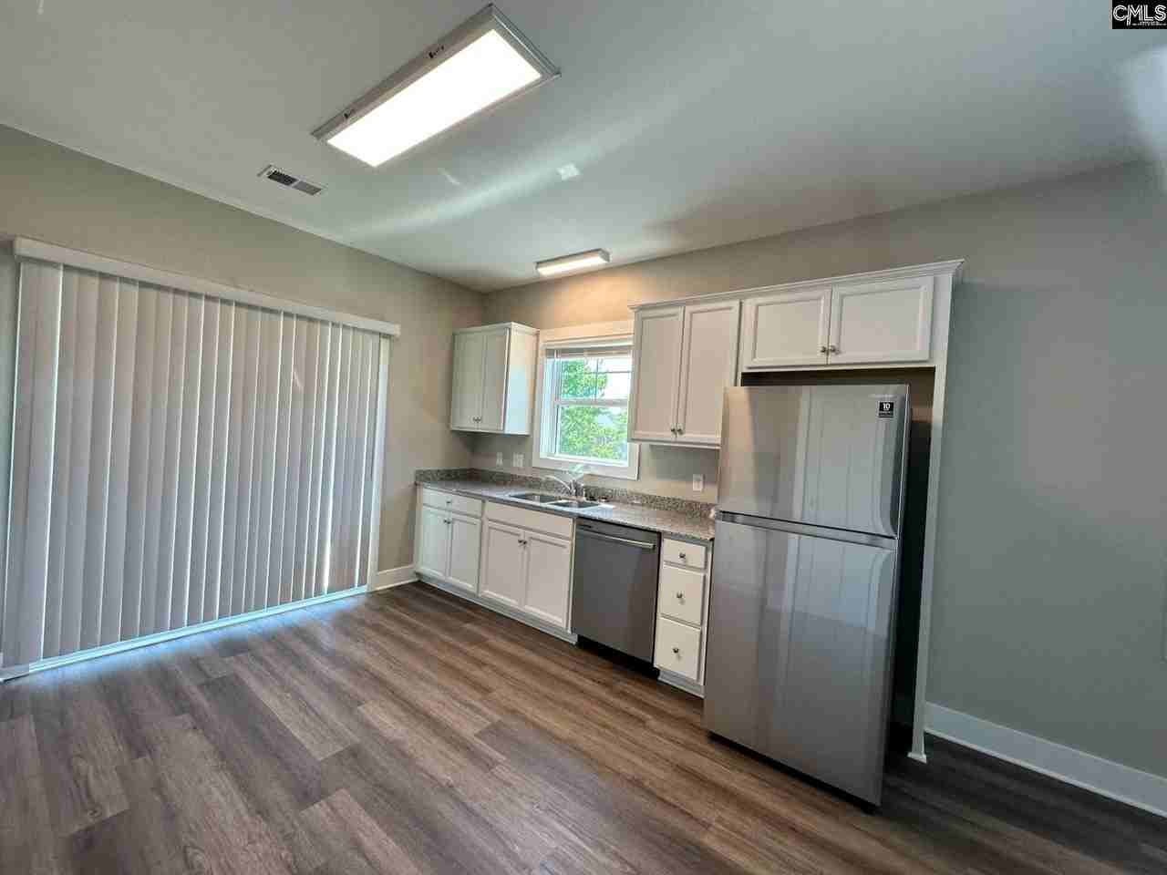 317 Galaxy Ln - Photo 3 of 7