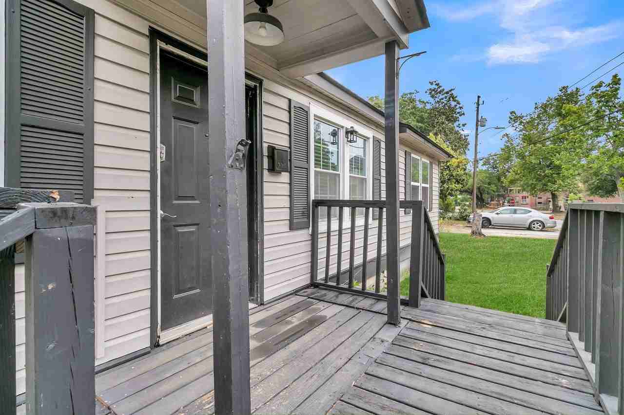 1903 Grayson St - Photo 3 of 19
