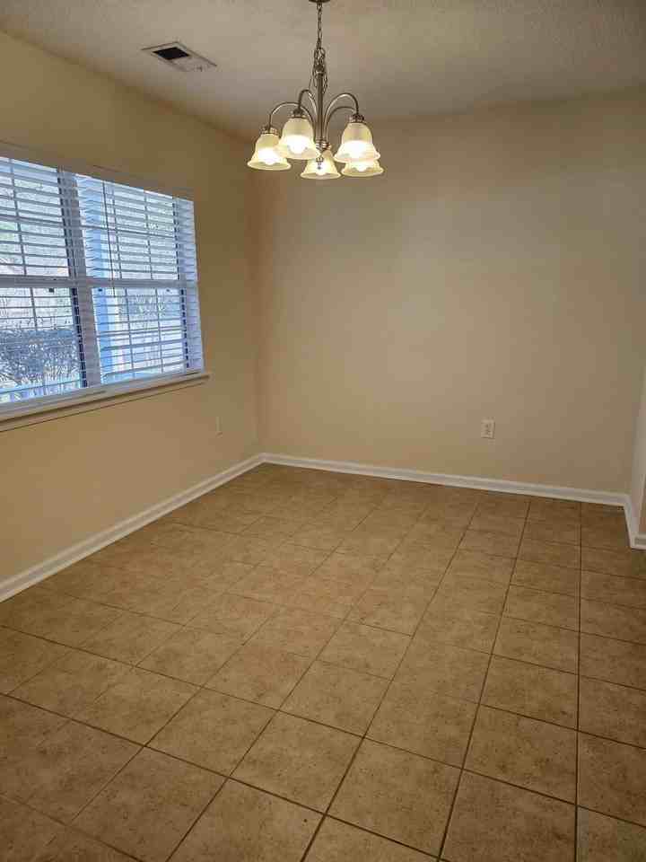 1316 Pinyon Pine Dr - Photo 2 of 13