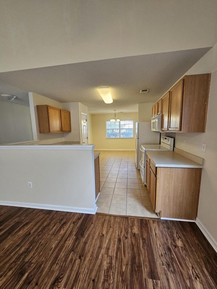 1316 Pinyon Pine Dr - Photo 5 of 13