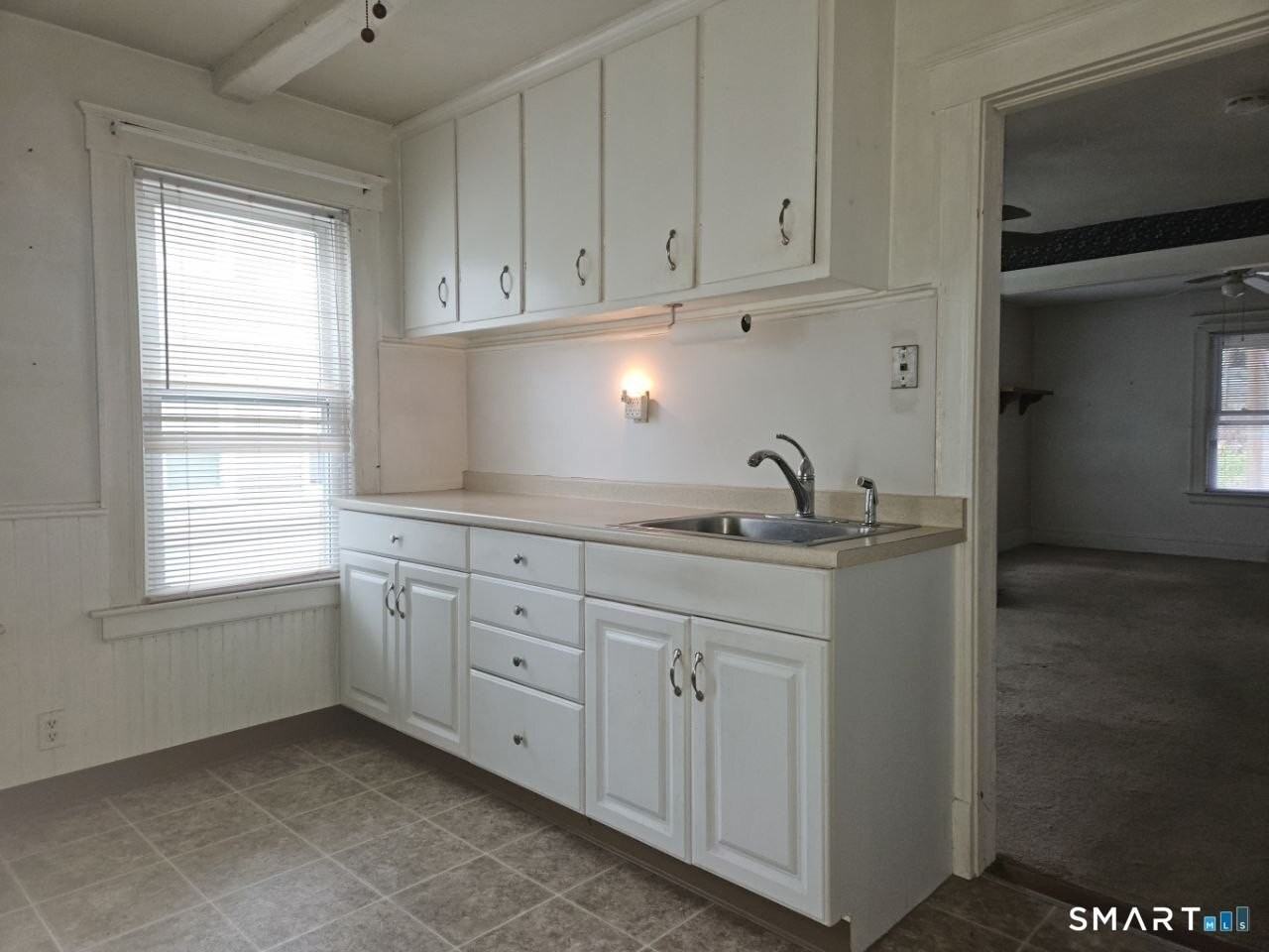 74 Burlington Ave - Photo 3 of 36