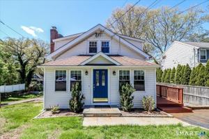 featured image of 25 Maplewood Ave #1