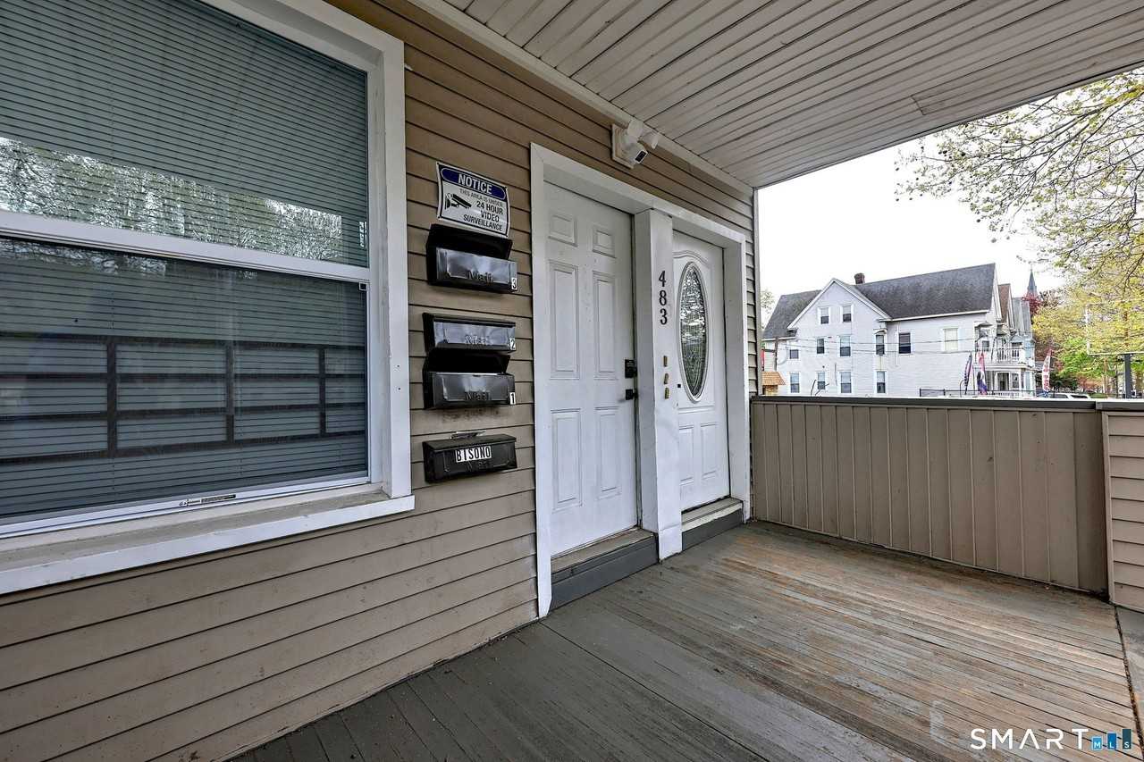 483 Ferry St #1 - Photo 2 of 33