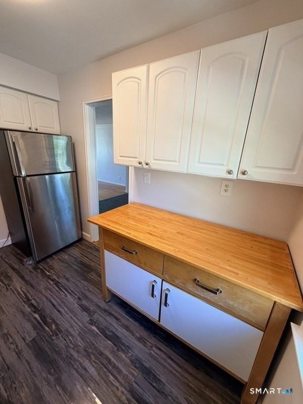 250 Glenbrook Rd #D - Photo 4 of 16