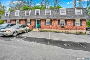 featured image of 364 Colonial Ave #7B