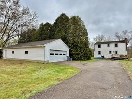featured image of 333 Lake Shore Dr