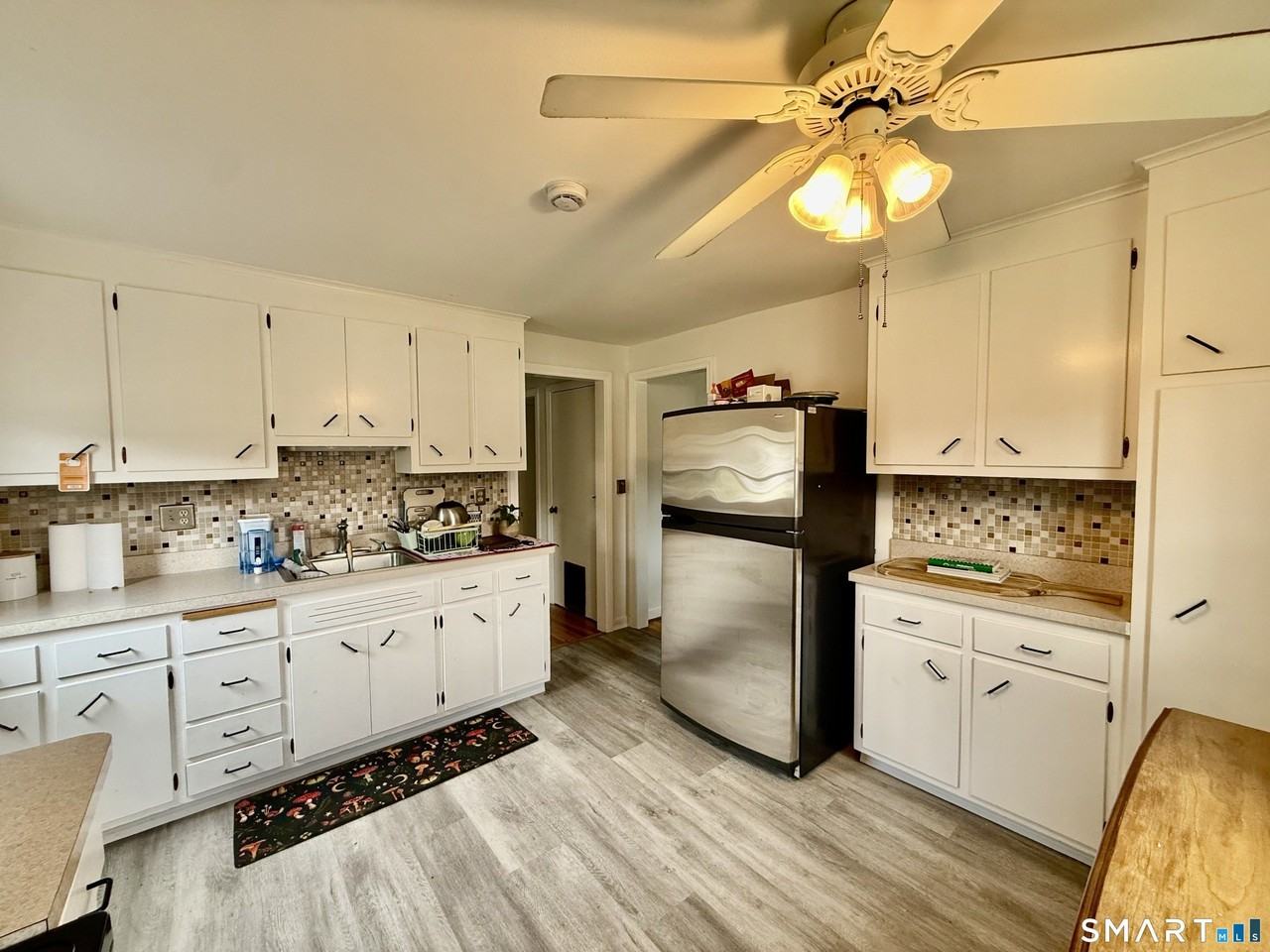 333 Lake Shore Dr - Photo 7 of 15