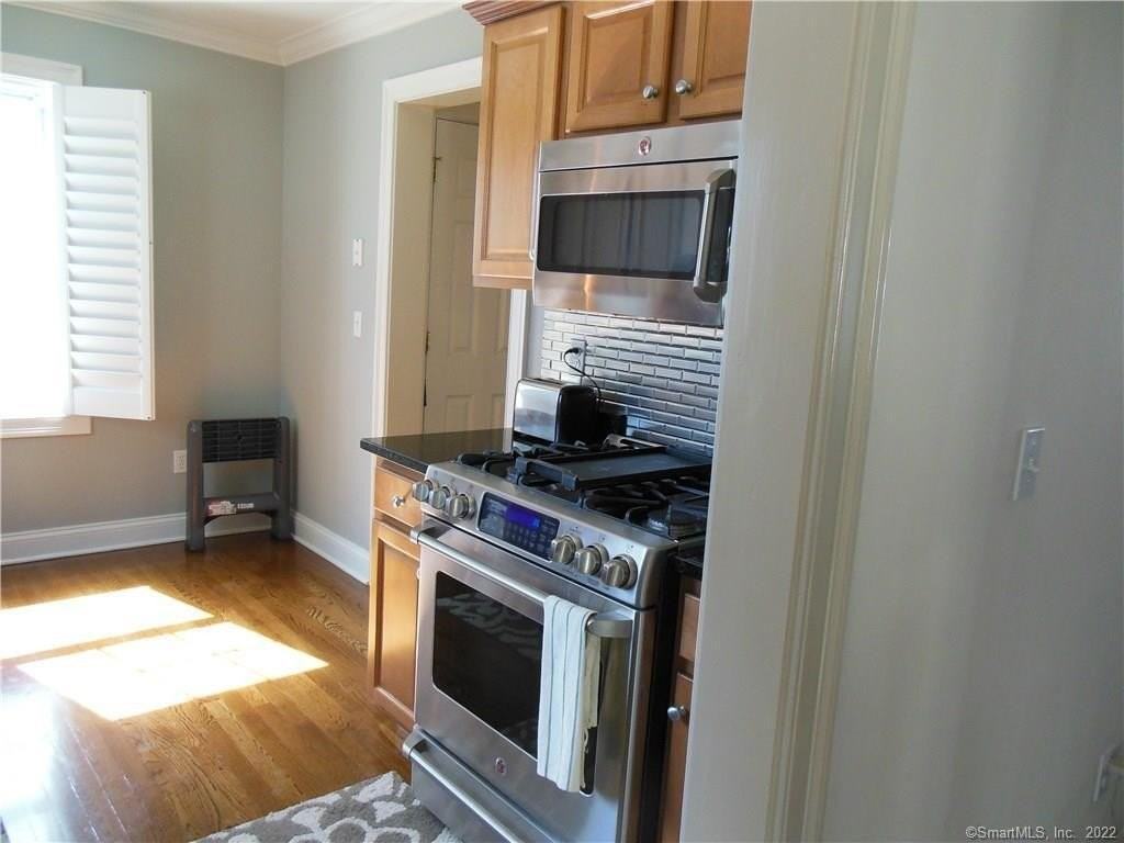 1725 Summer St #1 - Photo 7 of 18