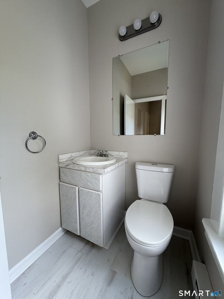 210 Main St #210 - Photo 5 of 21