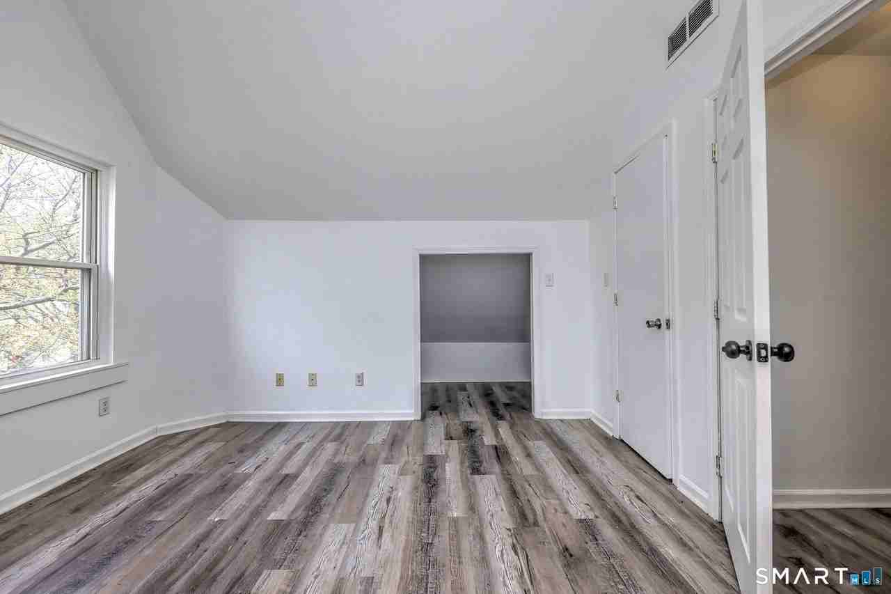 483 Ferry St #3 - Photo 6 of 28