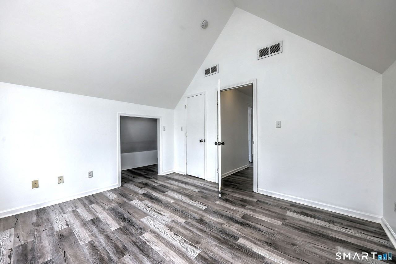 483 Ferry St #3 - Photo 7 of 28