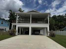 featured image of 356 Seminole Dr