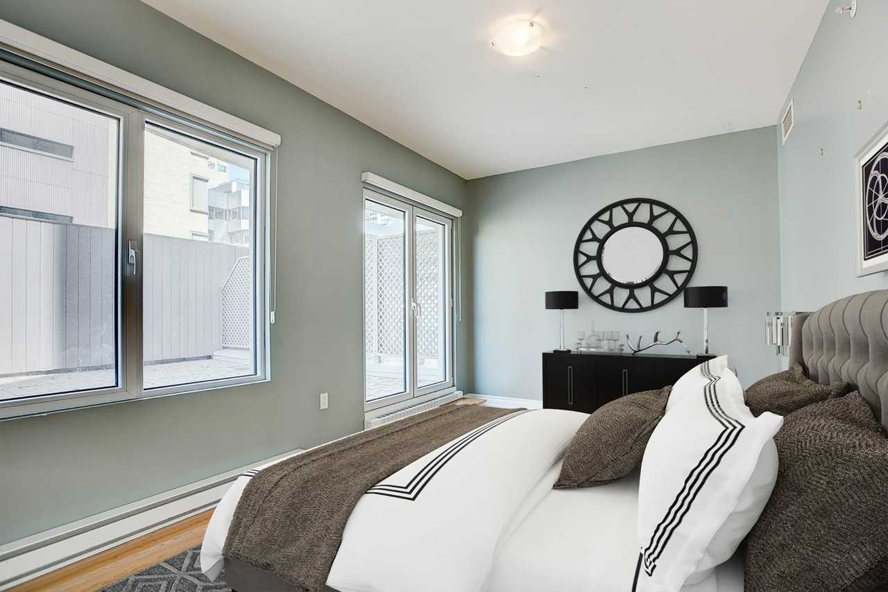 2000 Rue Drummond - Photo 4 of 33