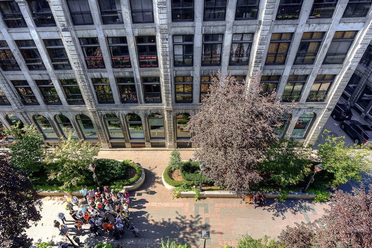 65 Rue Saint-Paul O