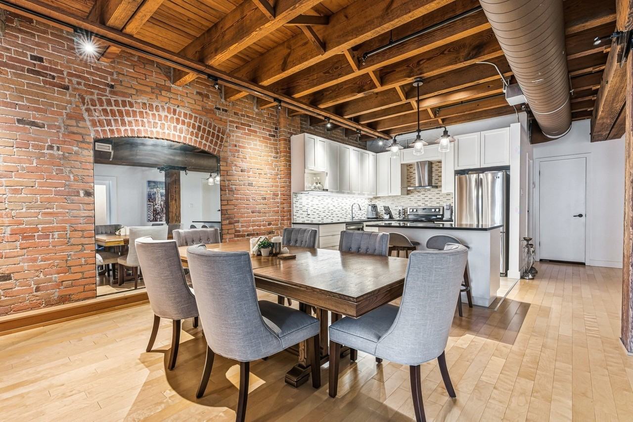 65 Rue Saint-Paul O - Photo 5 of 39