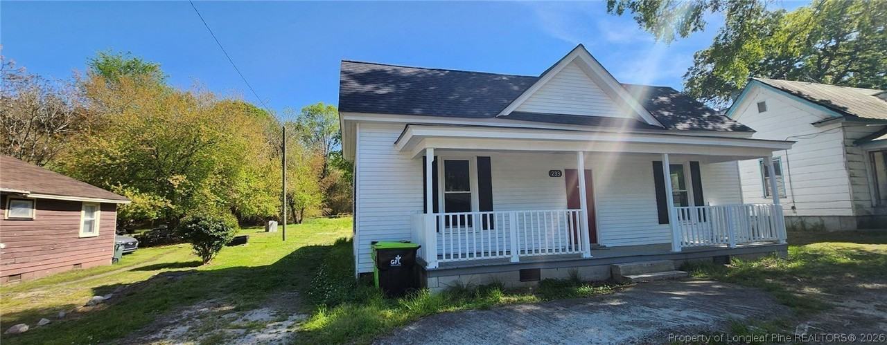 233 W Barbee St - Photo 2 of 15