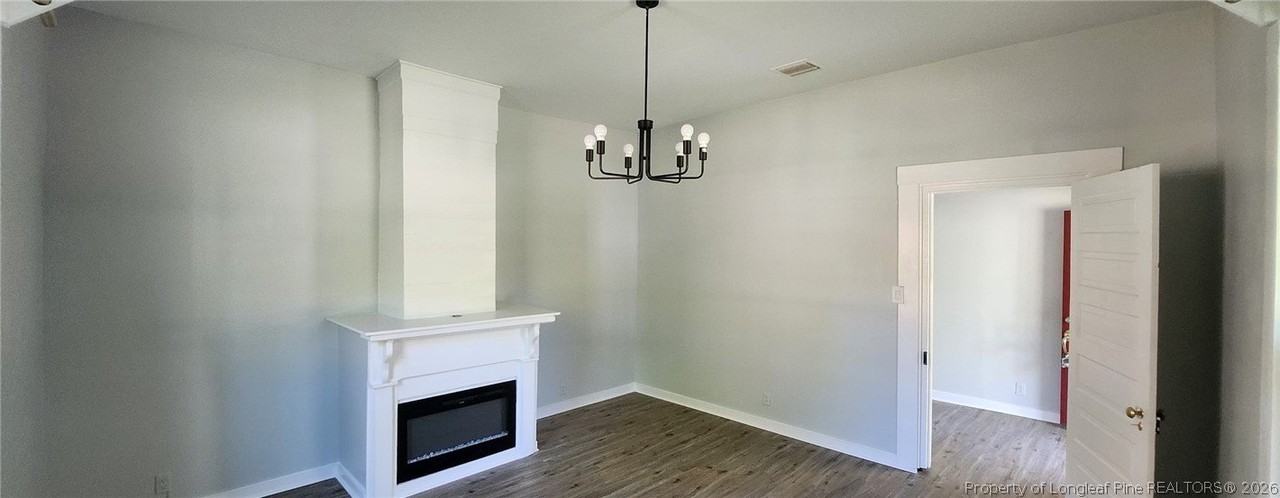233 W Barbee St - Photo 5 of 15