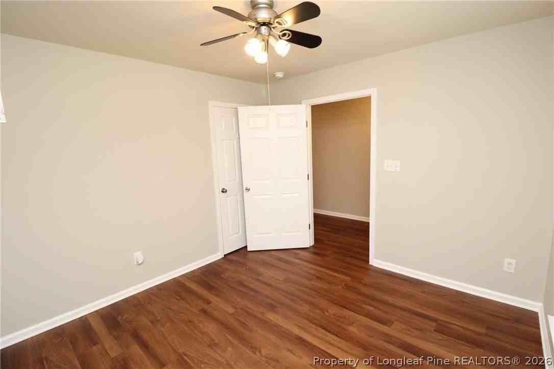 213 Michigan Ave - Photo 4 of 33