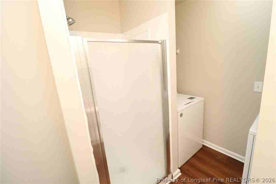 213 Michigan Ave - Photo 6 of 33