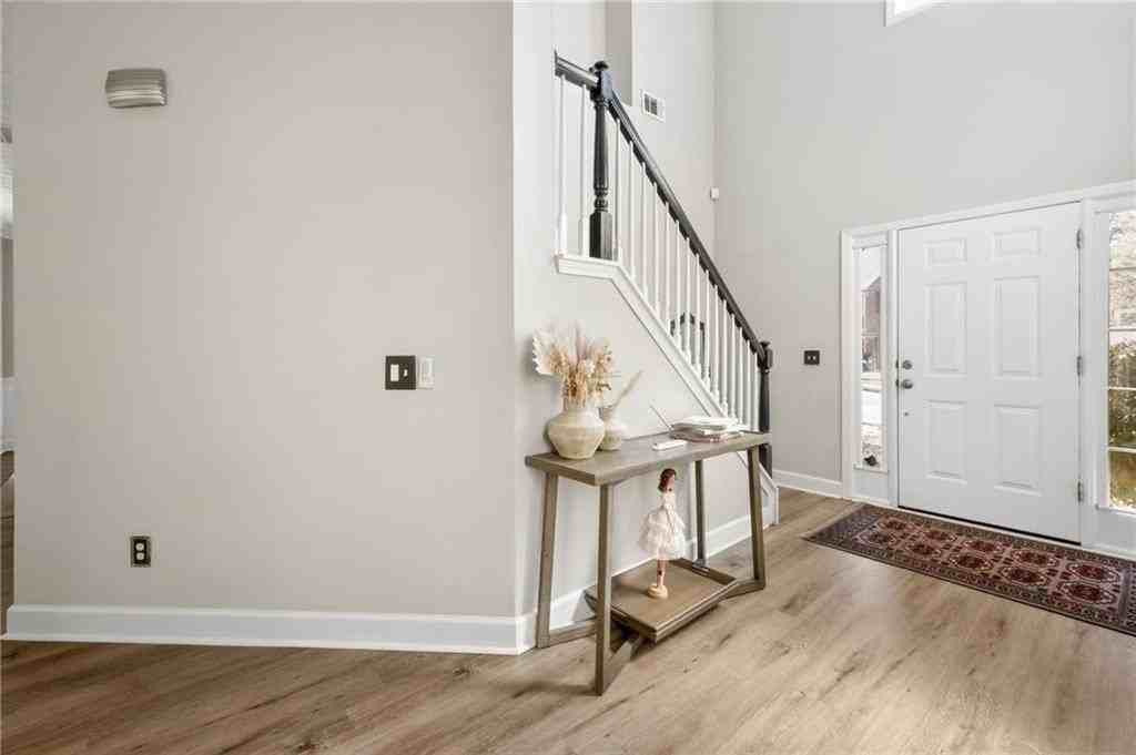 2880 Georgian Manor Dr - Photo 5 of 35