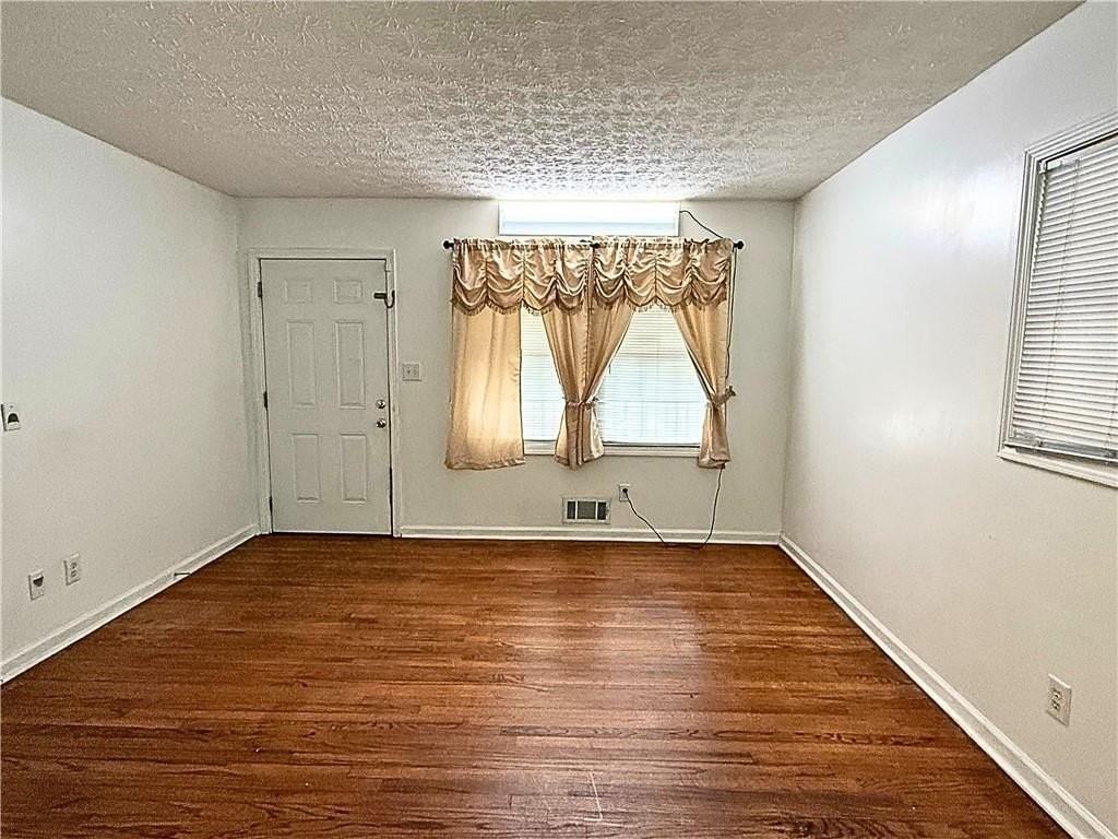 6424 Monica Dr - Photo 6 of 23