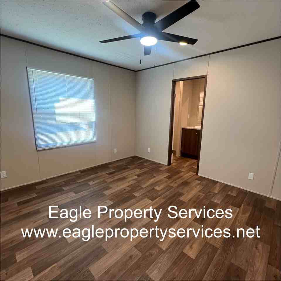 140 Springfield Drive - Photo 5 of 11
