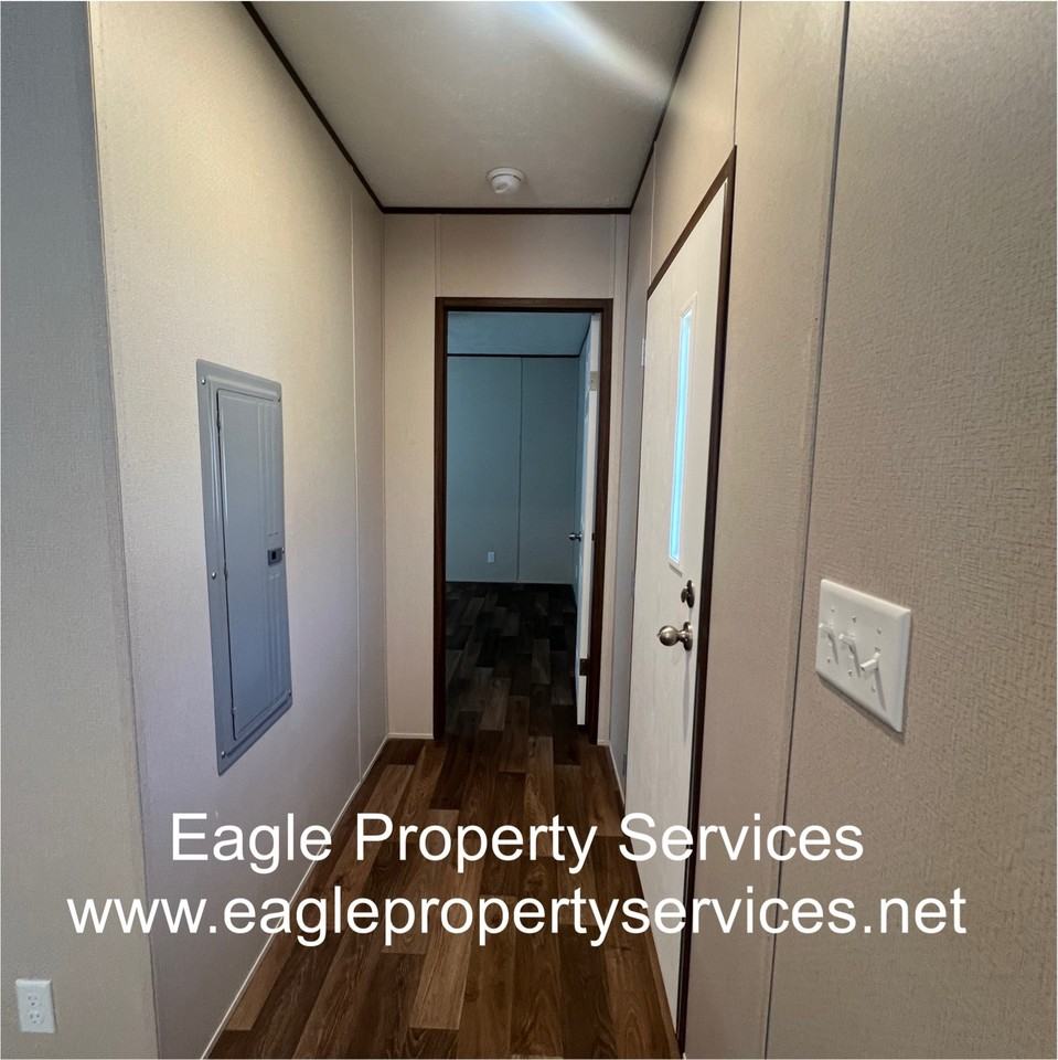 140 Springfield Drive - Photo 6 of 11