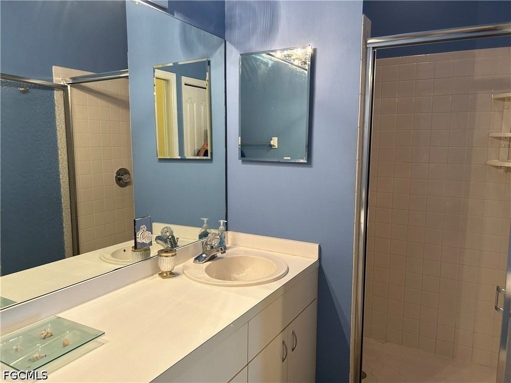 20726 Country Barn Dr - Photo 5 of 28