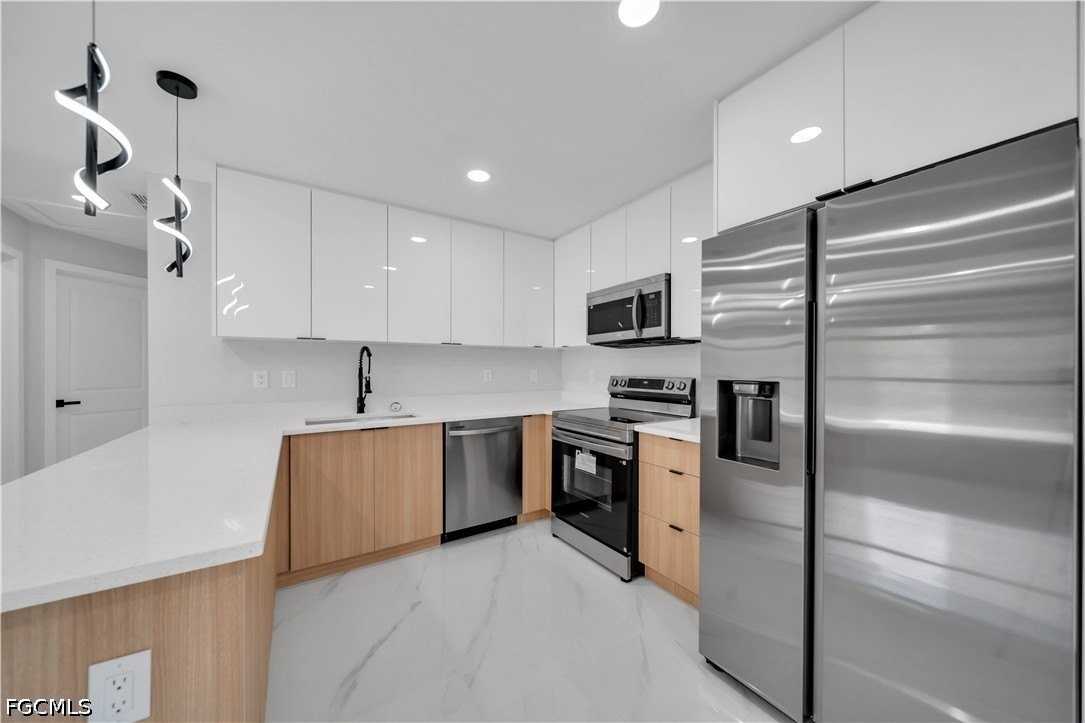 2914 4th St Sw - Photo 4 of 11