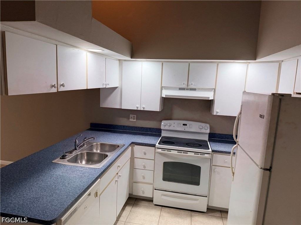1716 Sw 15th Pl - Photo 3 of 11