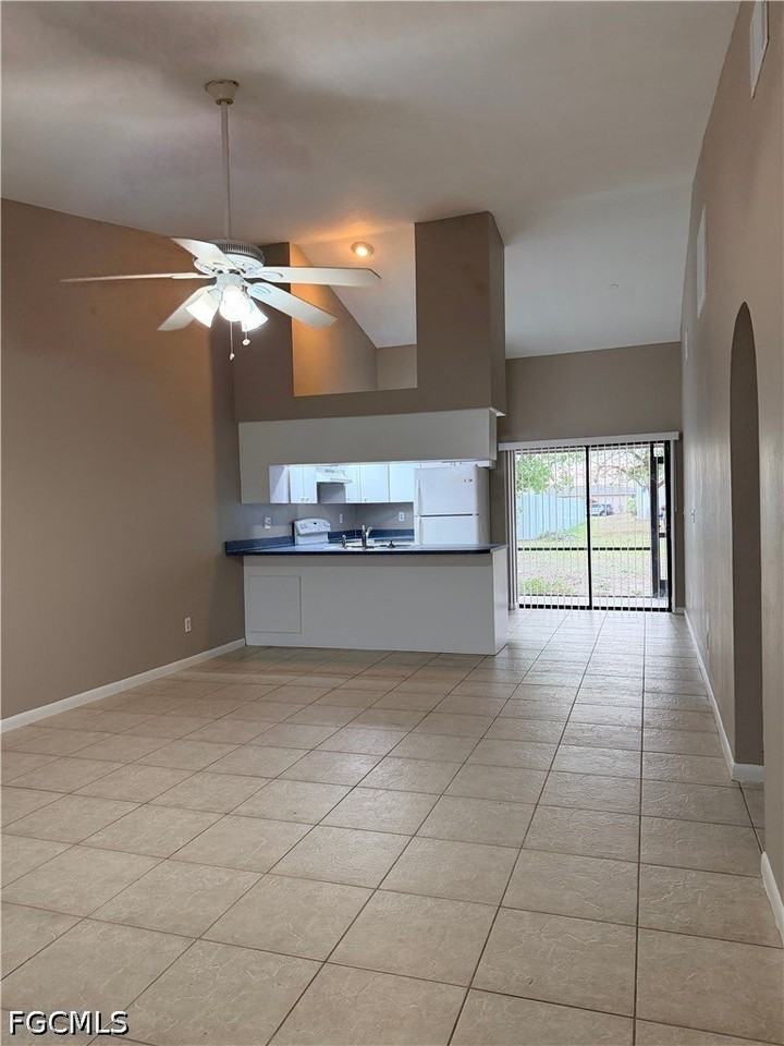 1716 Sw 15th Pl - Photo 5 of 11
