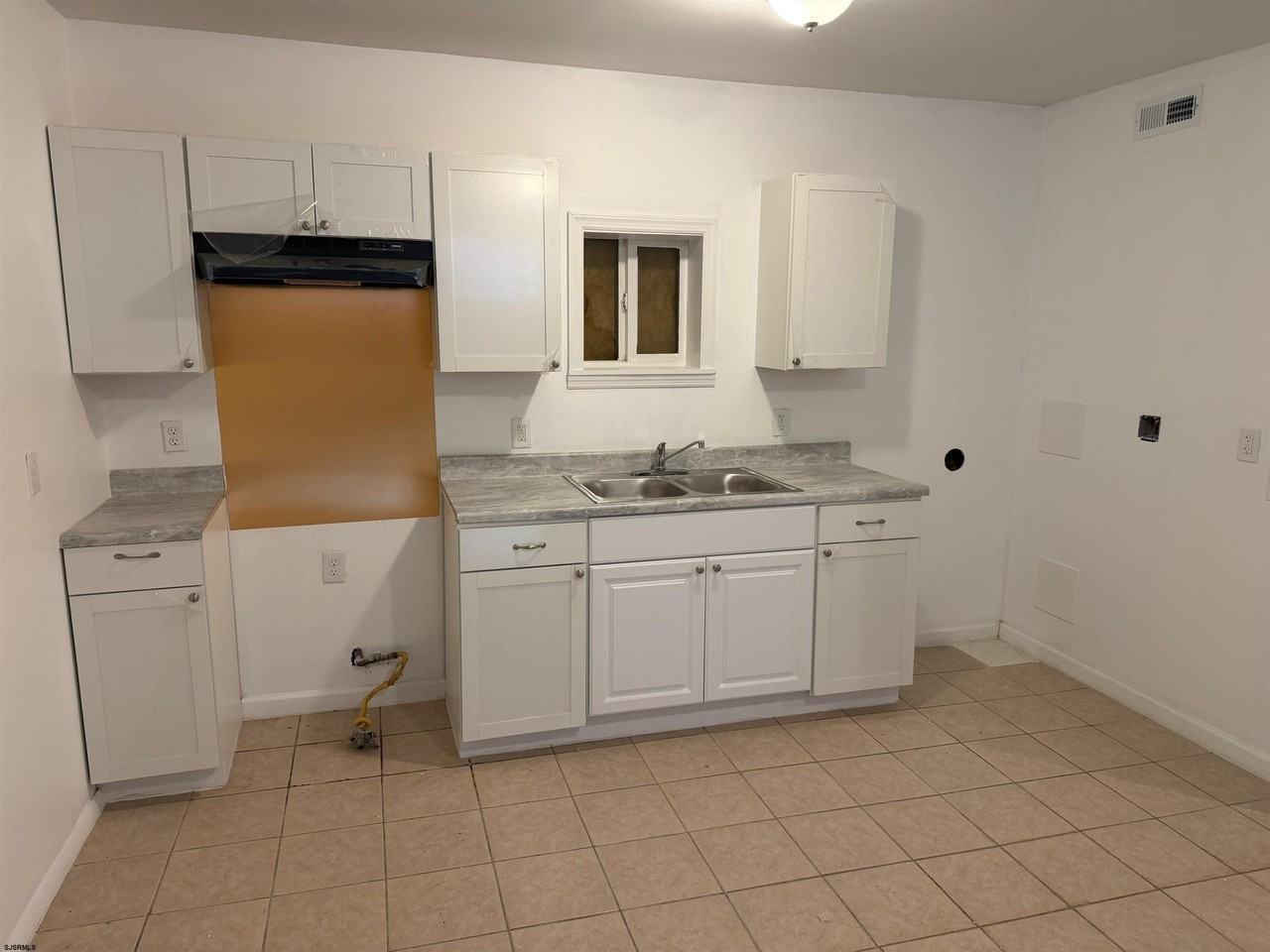 130 N Tennessee Ave #1 - Photo 3 of 8