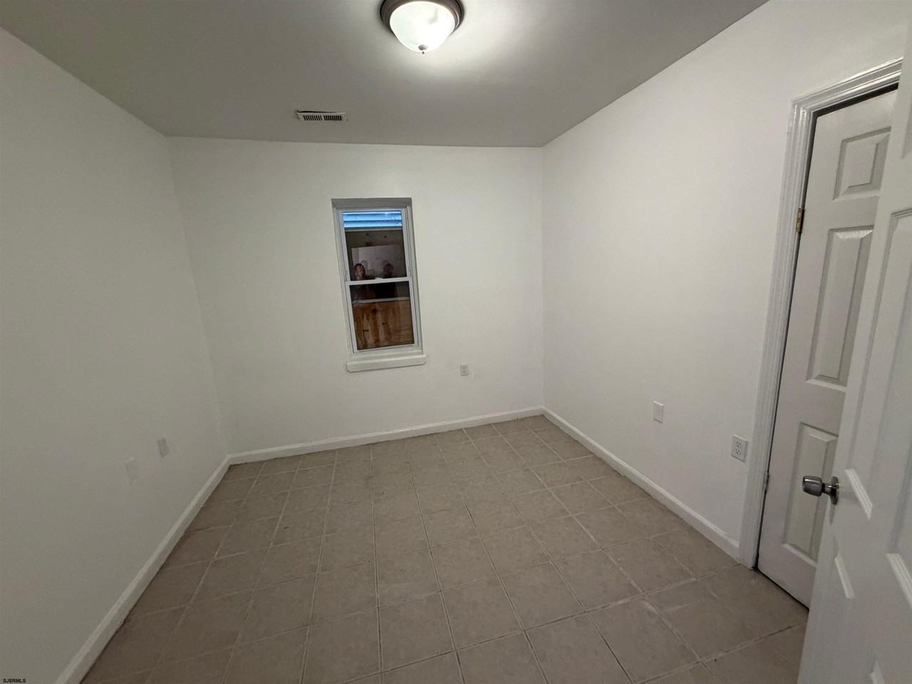 130 N Tennessee Ave #1 - Photo 7 of 8