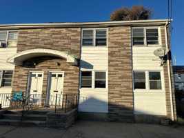 featured image of 1653 Beach Ave Ave #A