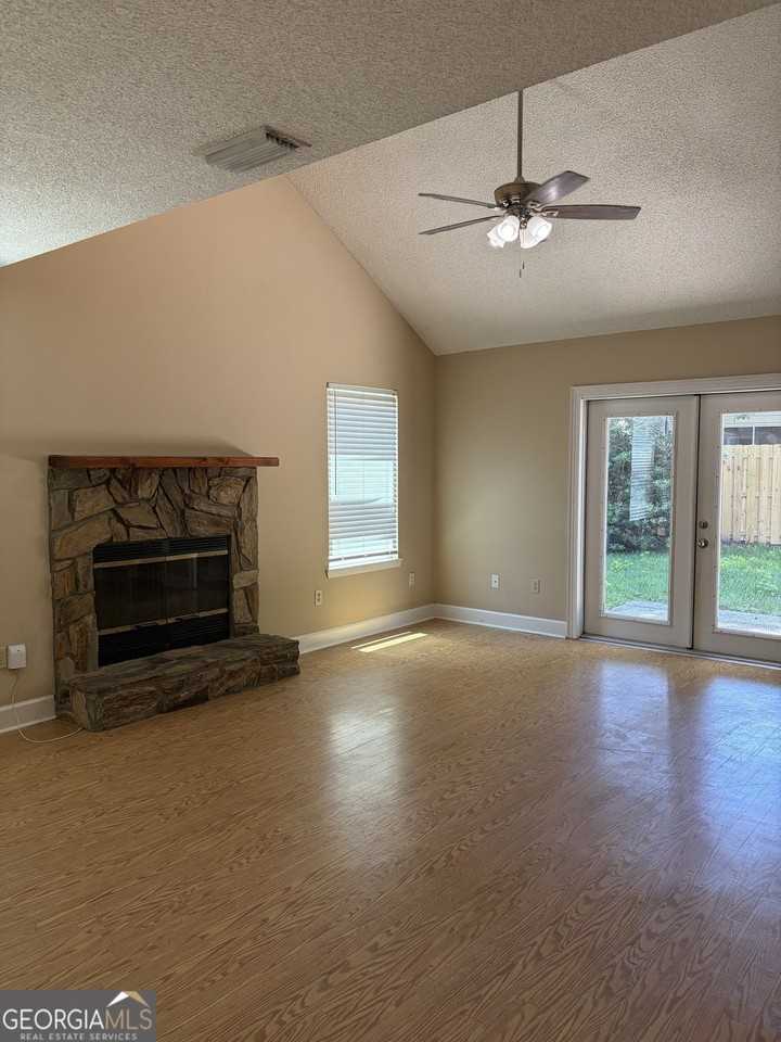 110 Millers Trace Dr - Photo 4 of 27