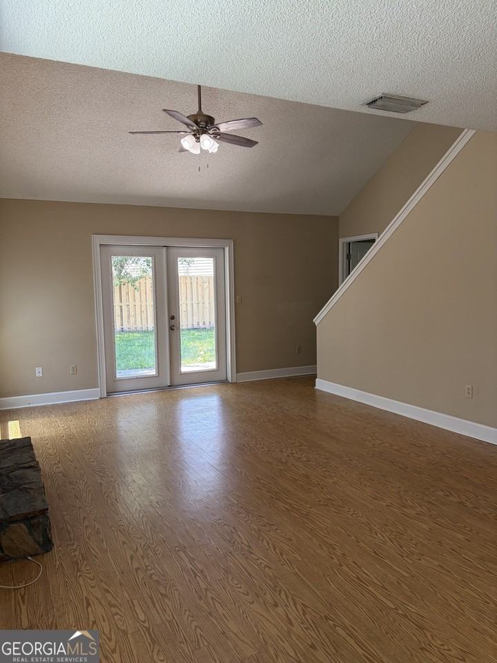 110 Millers Trace Dr - Photo 5 of 27