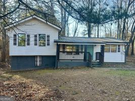 featured image of 415 Mount Zion St