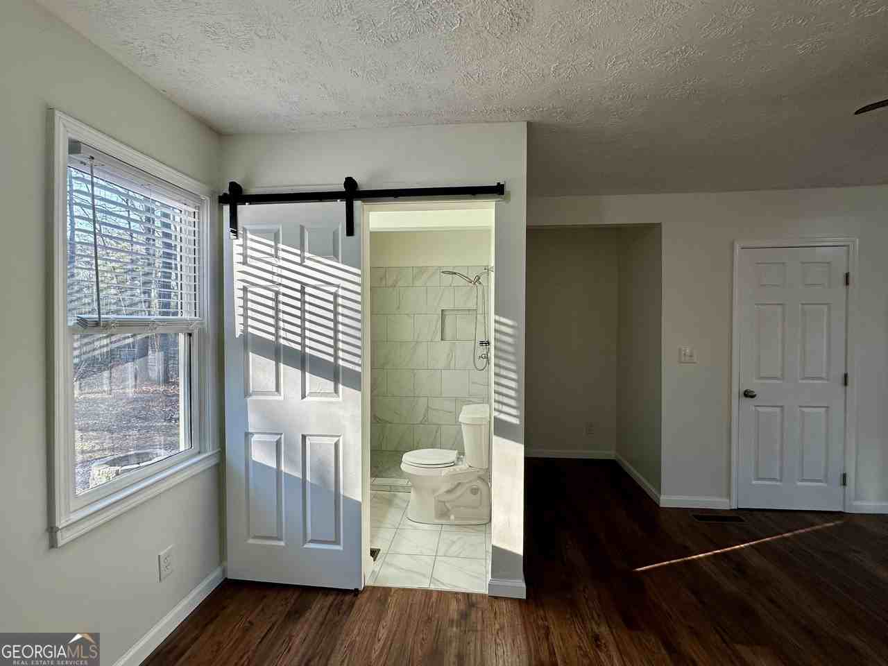 415 Mount Zion St - Photo 5 of 14