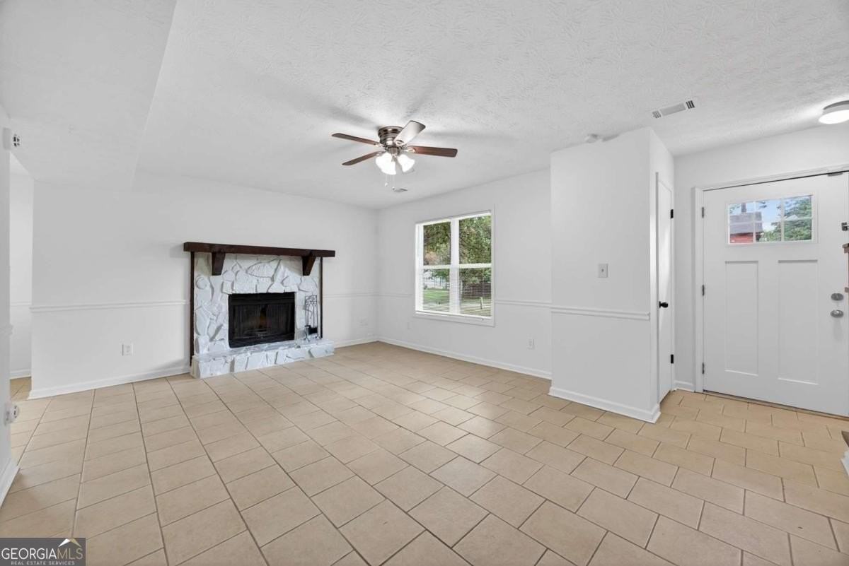 6898 Babbling Brook Dr - Photo 6 of 21
