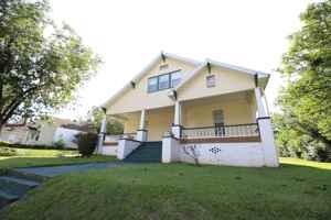featured image of 304 Boulevard