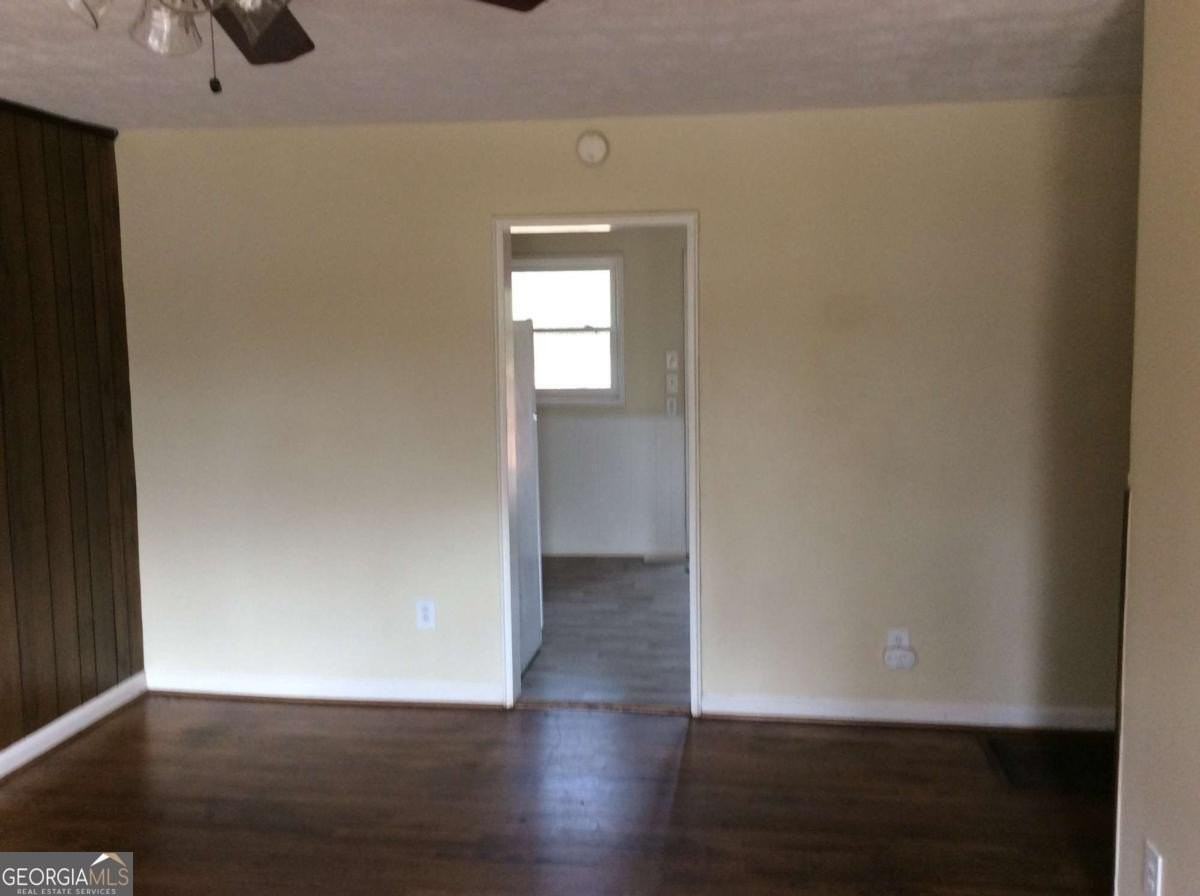 105 E Mimosa Dr - Photo 4 of 16