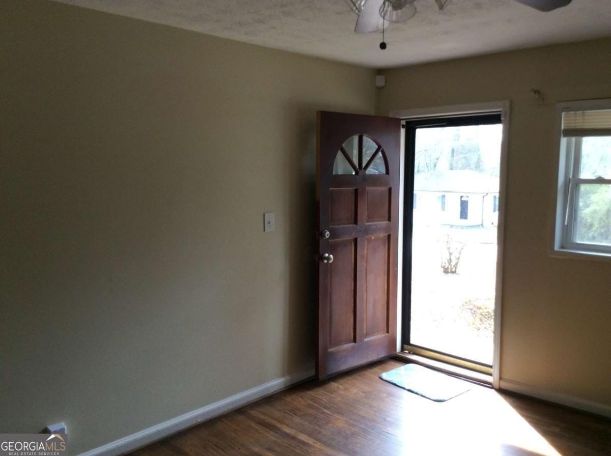 105 E Mimosa Dr - Photo 6 of 16