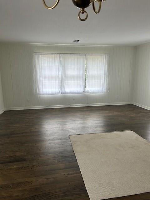 315 Hadrian St - Photo 3 of 15