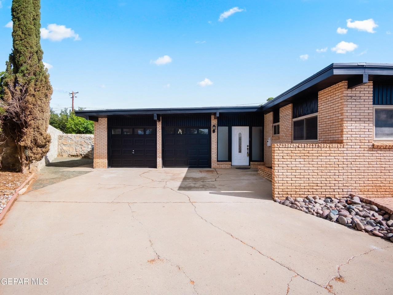 5205 Nome Ave - Photo 4 of 30