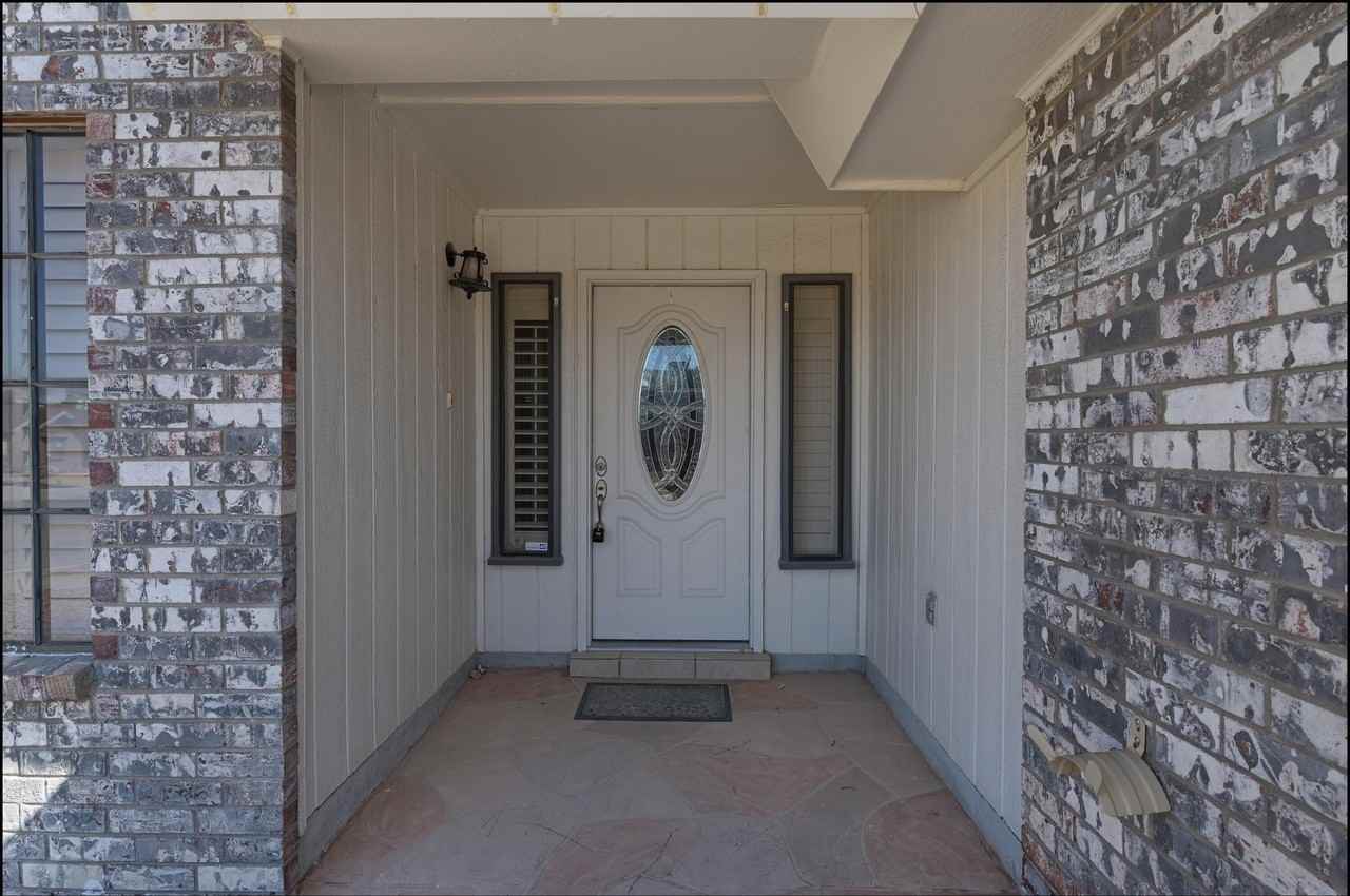 1025 Jan Ellyn Ln - Photo 7 of 50