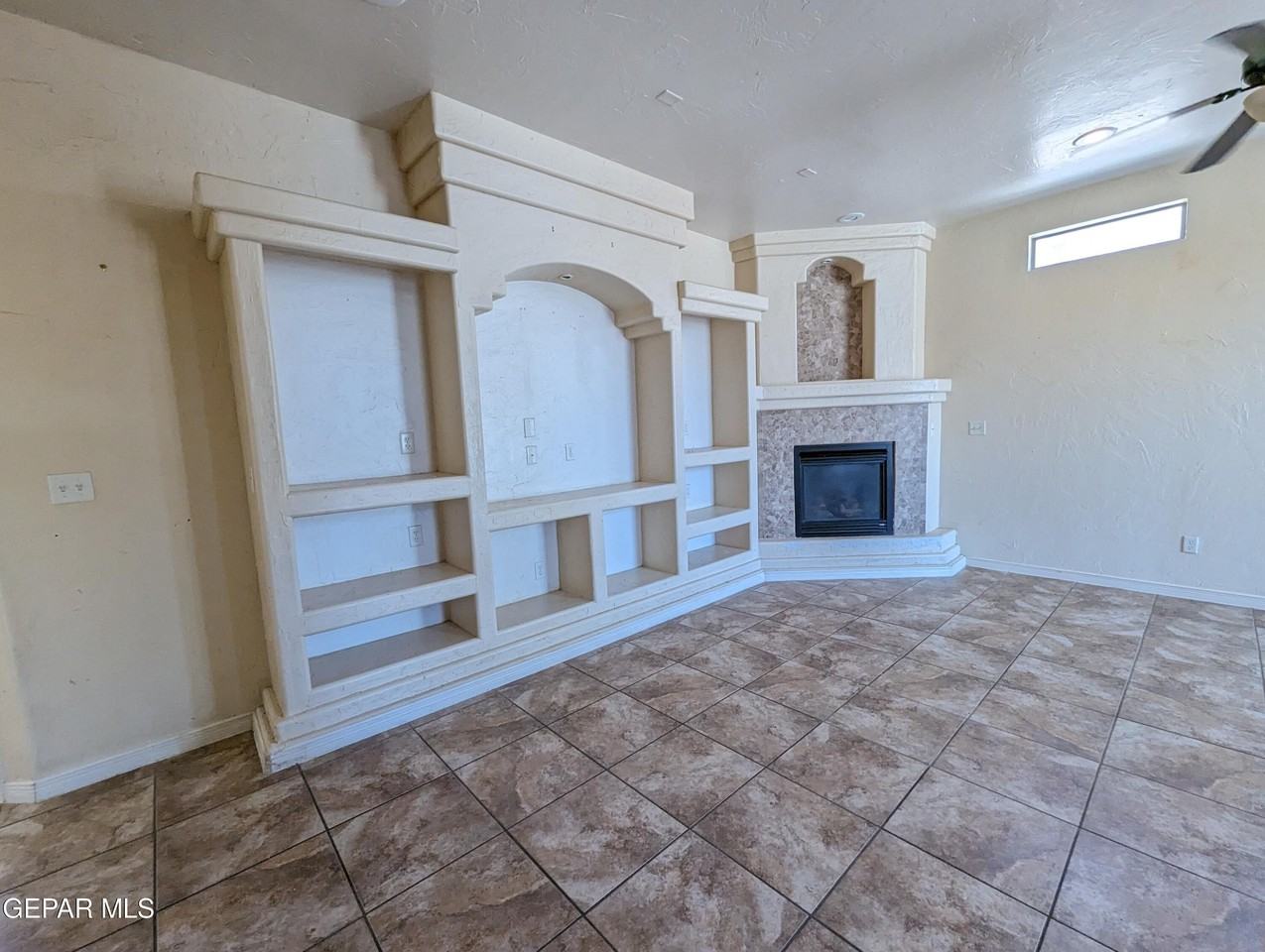 5356 Ignacio Frias Dr - Photo 4 of 27